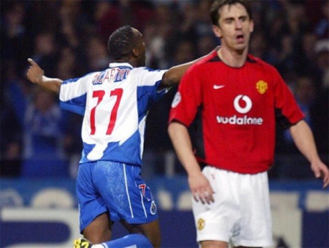 老鹰队在逐 老鹰队在逐